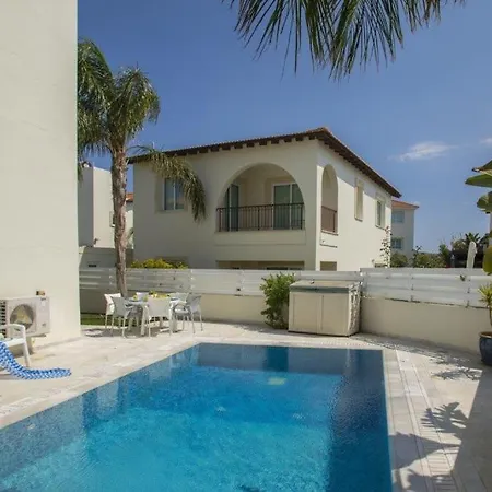 Villa Imagine Renting Your Own 5 Star 15 Protaras